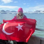 Deniz kayadelen kuzey kutbunda yuzen ilk turk oldu Oz2QuBg4